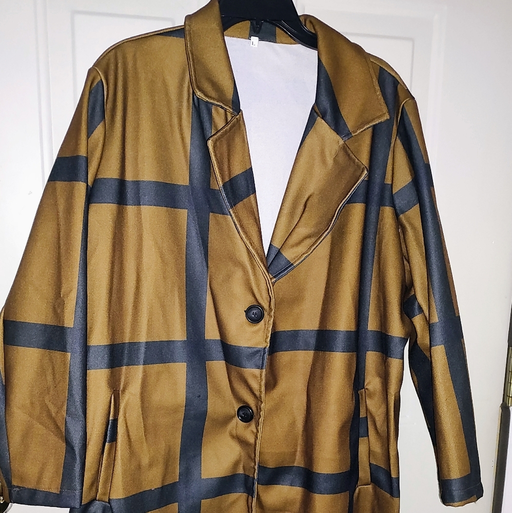 Stylish Brown and Black Checkered Coat